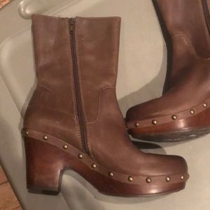 Korks boots size 7.5